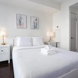 2 Bedrooms Downtown With Parking Apartment